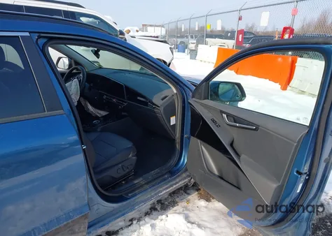 2023 Kia Niro Ev Wave z USA, uszkodzony, nr VIN KNDCT3L16P5060999